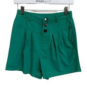 Small Size Women's Green Shorts‎